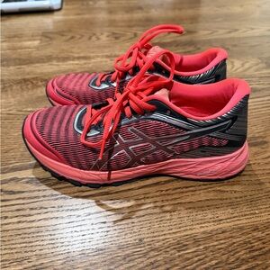 ASICS Dynamic Coral and Black Sneakers